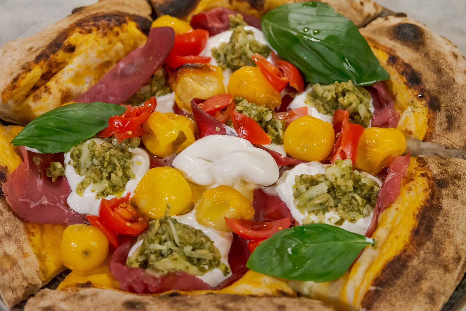 pizza con prodotti di qualità pizzeria spirito di vino catania